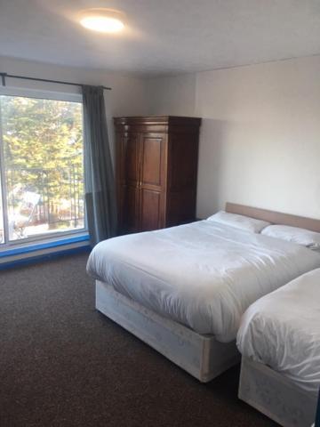 The Clacton Hotel Bagian luar foto