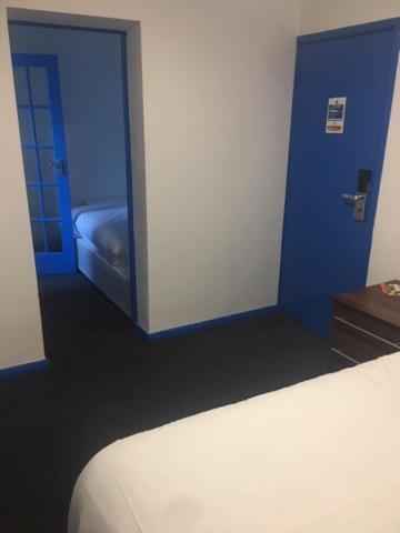 The Clacton Hotel Bagian luar foto